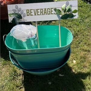 Teal Beverage Tub with Sign